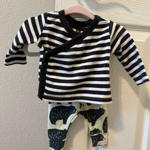 Tea Collection Striped Black and White Baby Outfit